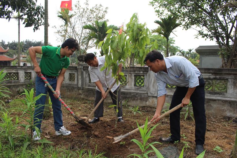 Trồng[-]20[-]cây[-]Ngọc[-]lan[-]tại[-]các[-]địa[-]điểm[-]thờ[-]Đại[-]danh[-]y[-]Tuệ[-]Tĩnh